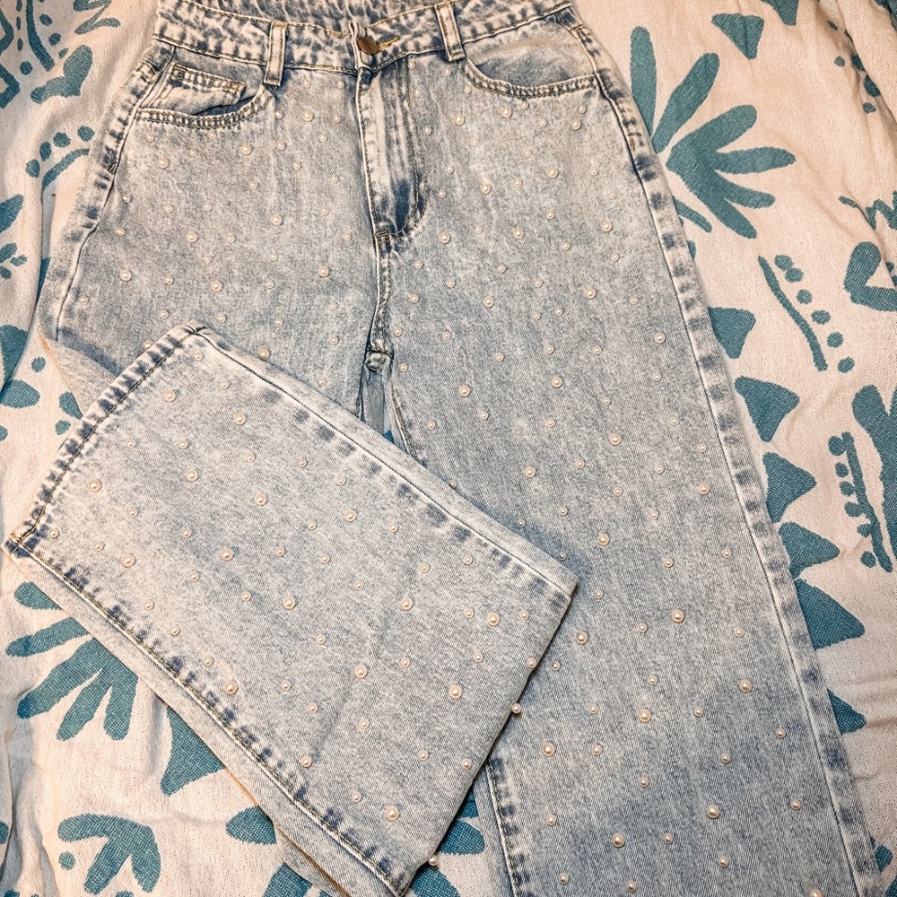 Light Blue Pearl Embellished Women Jeans